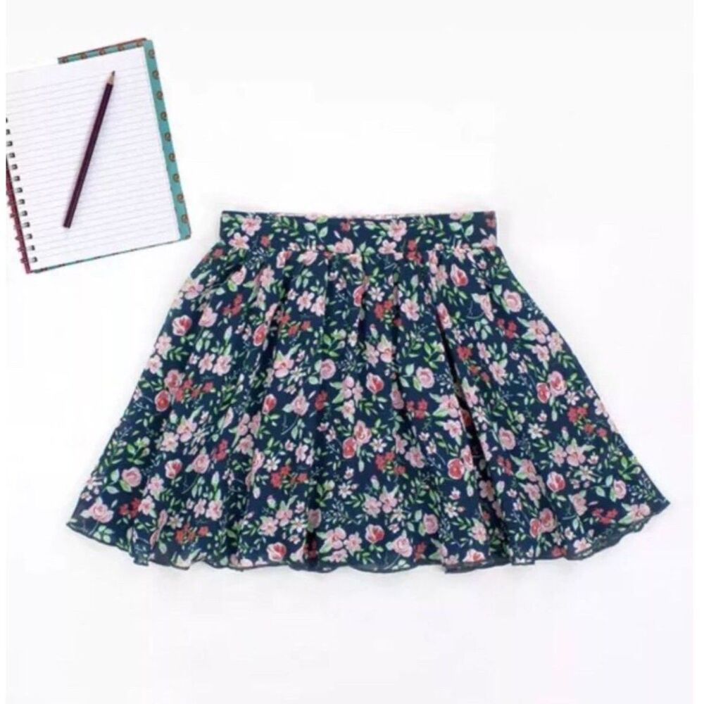 Matilda Jane 435 Hello Lovely Roses are Red blue pink green floral skirt 14